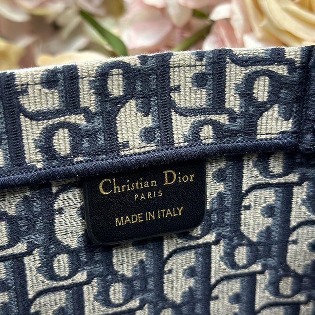 DIOR 26S BOOK TOTE BAG 26 IN NAVY BLUE AND BEIGE OBLIQUE FABRIC