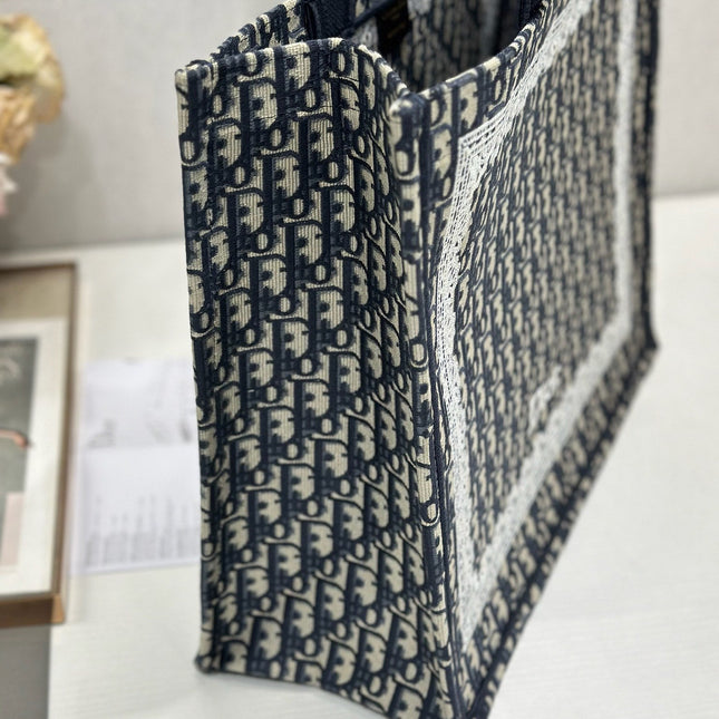 DIOR 26S BOOK TOTE BAG 42 IN NAVY BLUE AND BEIGE OBLIQUE FABRIC