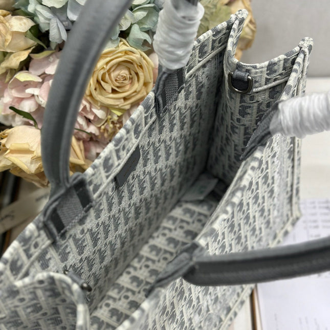 DIOR 26S BOOK TOTE BAG 36 IN GREY AND BEIGE FABRIC OBLIQUE FABRIC