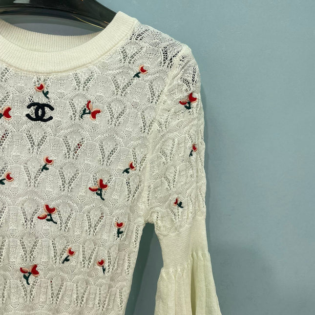 CHANEL 26S CHERRY KNIT TOP 1289