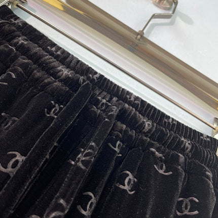 CHANEL 26S MONOGRAM PANTS 1742