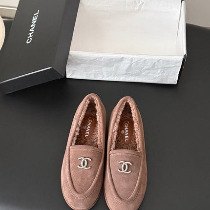 CHANEL 26S LOAFERS IN TAUPE SUEDE AND SHEARLING LINING