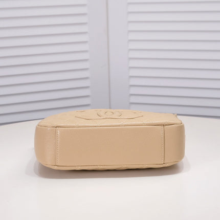 HOBO CAVIAR 25CM 3302 PALE BROWN