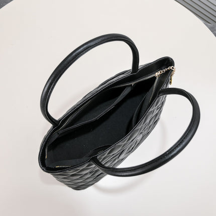 MEDALLION TOTE CAVIAR 3326 BLACK