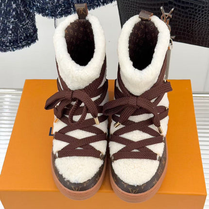 CLOUD LACE-UP ANKLE BOOTS IN BEIGE 23425