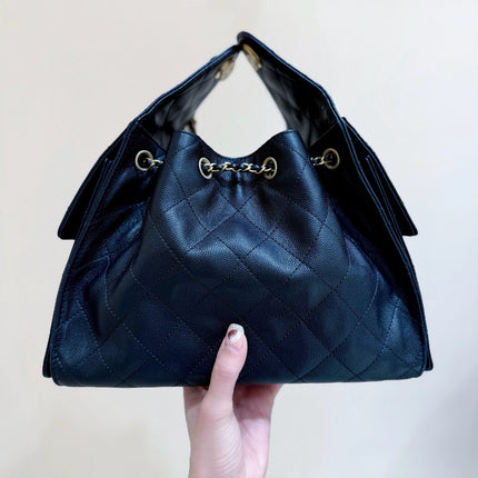 CC 25 HANDBAG IN BLACK 30 GRAINED CALFSKIN GOLD HARDWARE