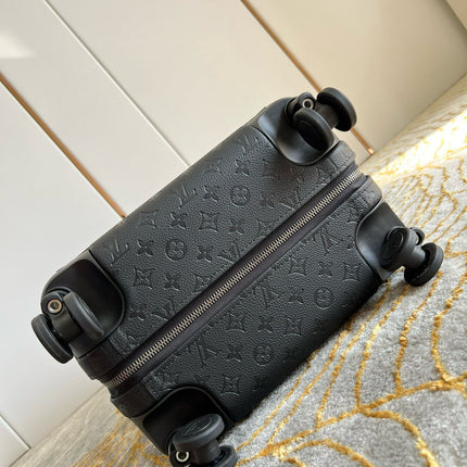 HORIZON 55 SUITCASE MONOGRAM IN BLACK METAL HARDWARE