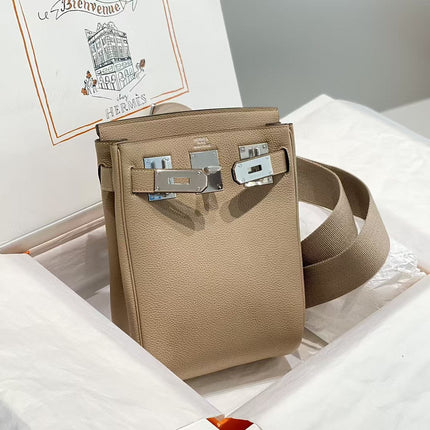 HAC À DOS PM BACKPACK IN LIGHT BROWN TOGO CALFSKIN