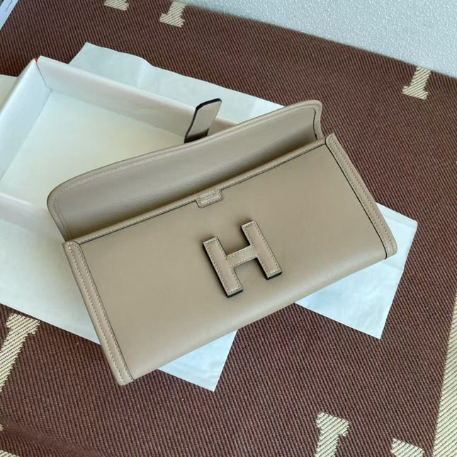 JIGE ELAN 29 CLUTCH IN DARK BEIGE CALFSKIN
