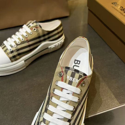BURBERRY VINTAGE CHECK SNEAKERS IN BROWN CANVAS