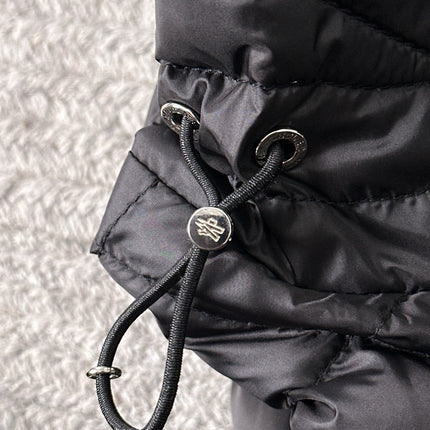MONCLER BLACK PUFFER JACKET STYLE 2424