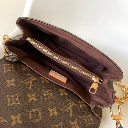 POCHETTE METIS EAST WEST 21.5 IN BROWN MONOGRAM CANVAS GOLD HARDAWARE