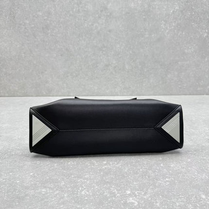 THE ATTICO LA PASSEGGIATA SMALL TOTE BAG IN BLACK CALFSKIN