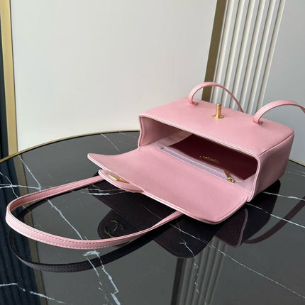 CHANEL SMALL FLAP BAG 22 IN PINK GRAINED CALFSKIN GOLD HARDWARE