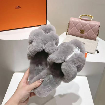 HM ORAN SANDALS IN TOUPE SHEARLING