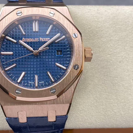 AUDEMARS PIGUET ROYAL OAK SELFWINDINGBLUE DIAL