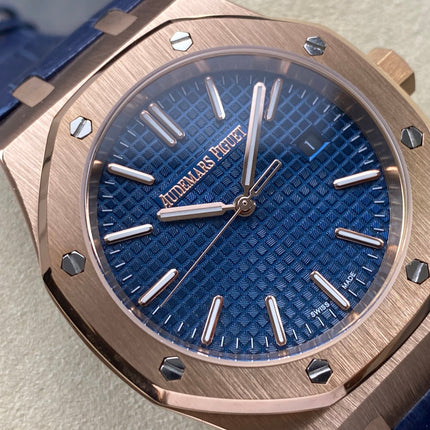 AUDEMARS PIGUET ROYAL OAK SELFWINDINGBLUE DIAL