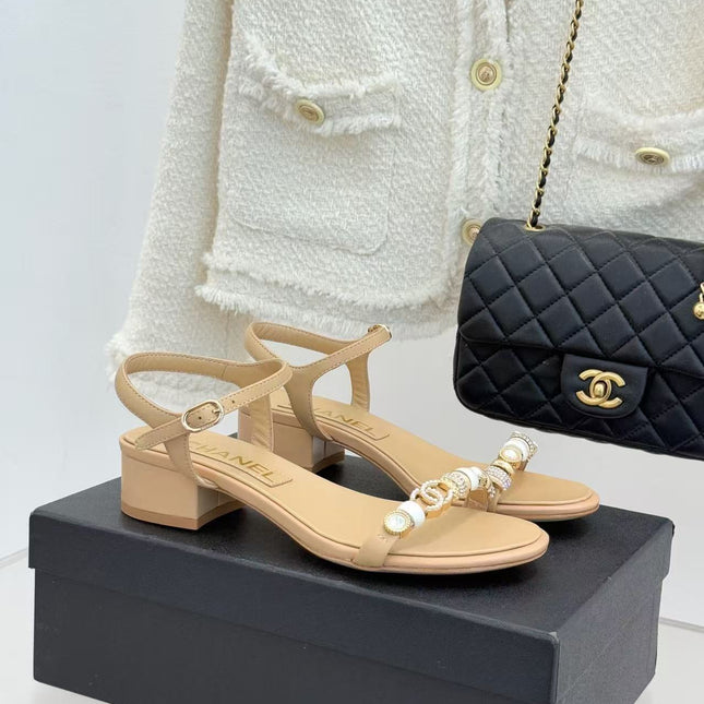 CHANEL 26S SANDAL IN BEIGE CALFSKIN STRAP WITH CHARMS
