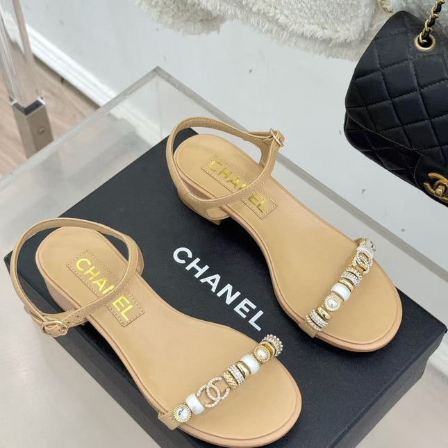 CHANEL 26S SANDAL IN BEIGE CALFSKIN STRAP WITH CHARMS