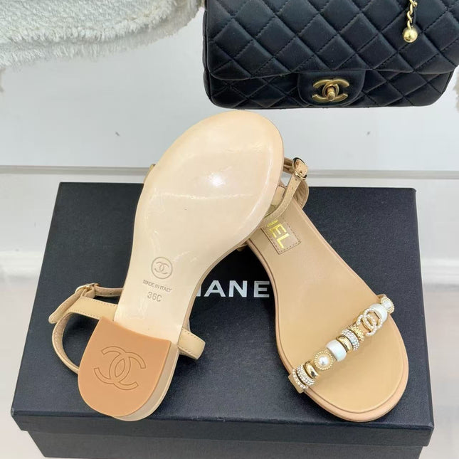 CHANEL 26S SANDAL IN BEIGE CALFSKIN STRAP WITH CHARMS