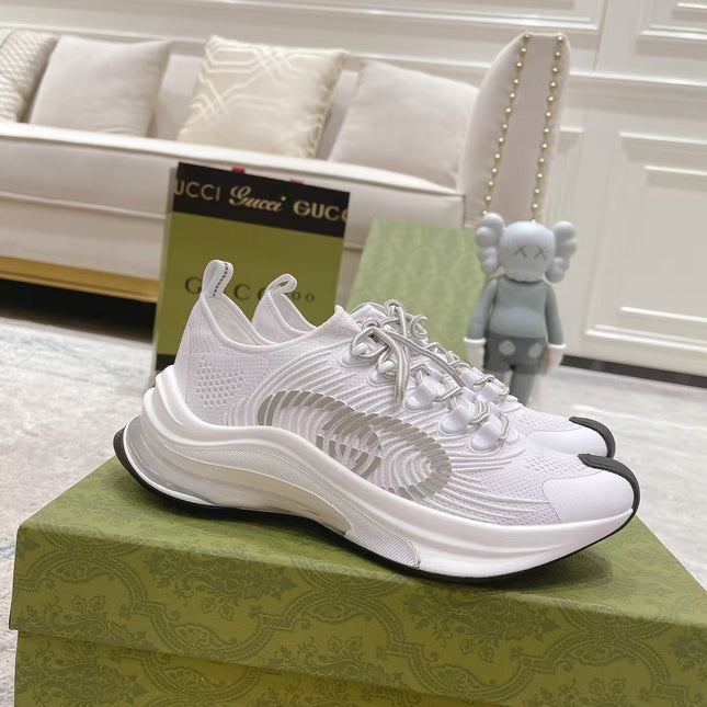 GUCCI 26S KNIT RUNNER SNEAKERS IN WHITE TECHNICAL MESH