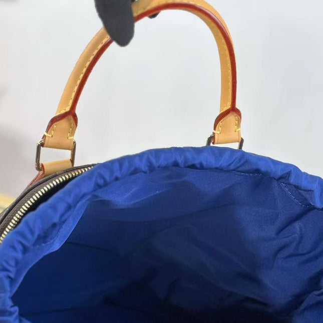 26S ALMA DRAWSTRING BAG IN MONOGRAM CANVAS WITH NATURAL COWHIDE LEATHER