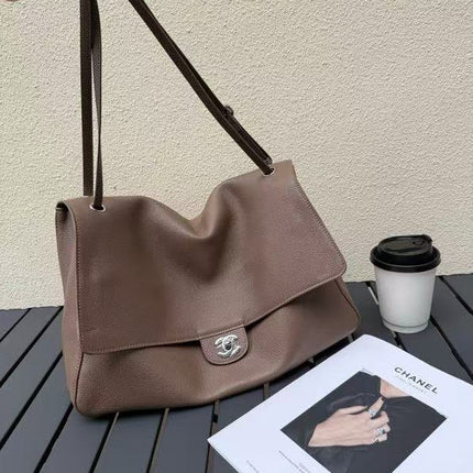 CHANEL 26S FLAP SHOULDER BAG IN TAUPE GRAINED CALFSKIN