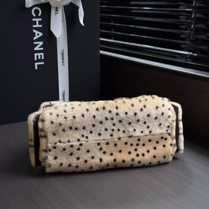 CHANEL 26S DRAWSTRING SHOULDER BAG IN LEOPARD PRINT FAUX FUR