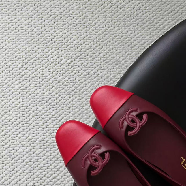 CHANEL 26S BALLET FLATS IN BURGUNDY & RED LAMBSKIN 26726