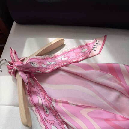 PUCCI 26S SILK TWILL SCARF IN PINK & WHITE PATTERN