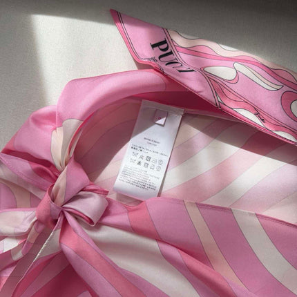 PUCCI 26S SILK TWILL SCARF IN PINK & WHITE PATTERN