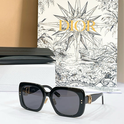 SIGNATURE SUNGLASS IN BLACK ACETATE 118826