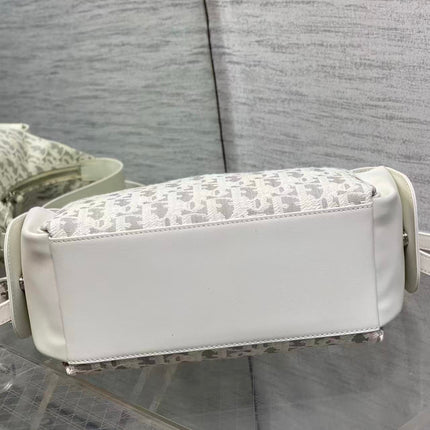 DIOR 26S HOBO BAG IN WHITE OBLIQUE CANVAS