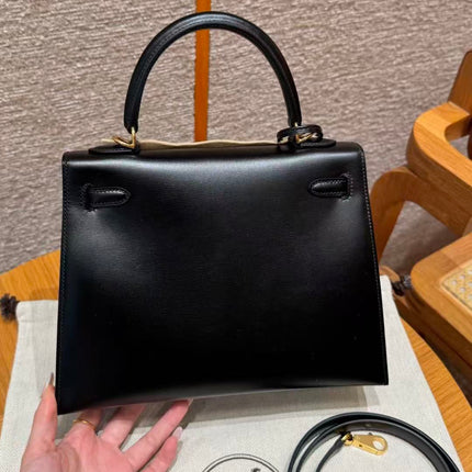 HERMES 26S KELLY HANDBAG 25 IN BLACK GOLD HARDWARE