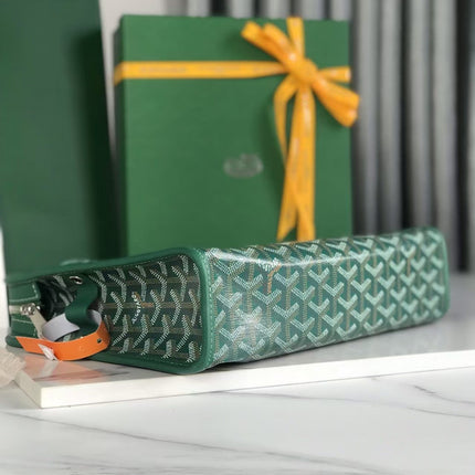 GOYARD 26S ZIP DOCUMENT POUCH IN GREEN GOYARDINE CANVAS
