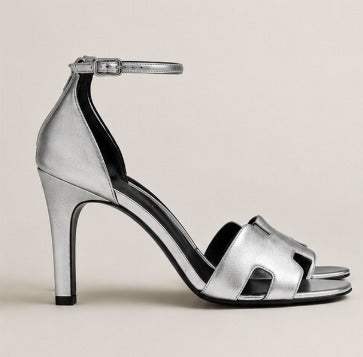 HERMES 26S ANKLE-STRAP HIGH-HEEL SANDAL 100MM IN SILVER METALLIC LEATHER