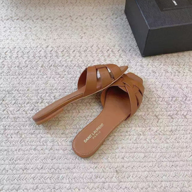 SAINT LAURENT 26S KNOT MULE IN TAN CALFSKIN