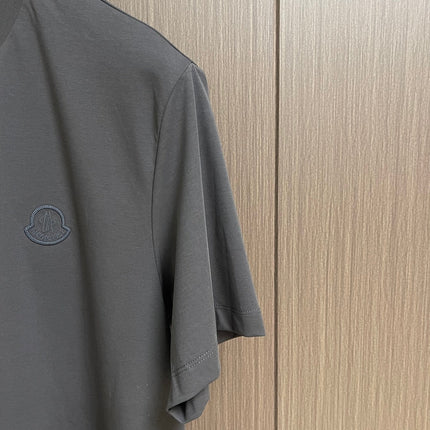 MONCLER 26S SHORT-SLEEVE T-SHIRT 669