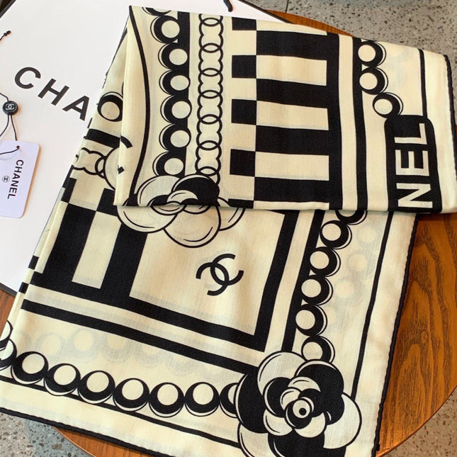 CHANEL 26S SCARF 135 IN CASHMERE AND SILK 306114