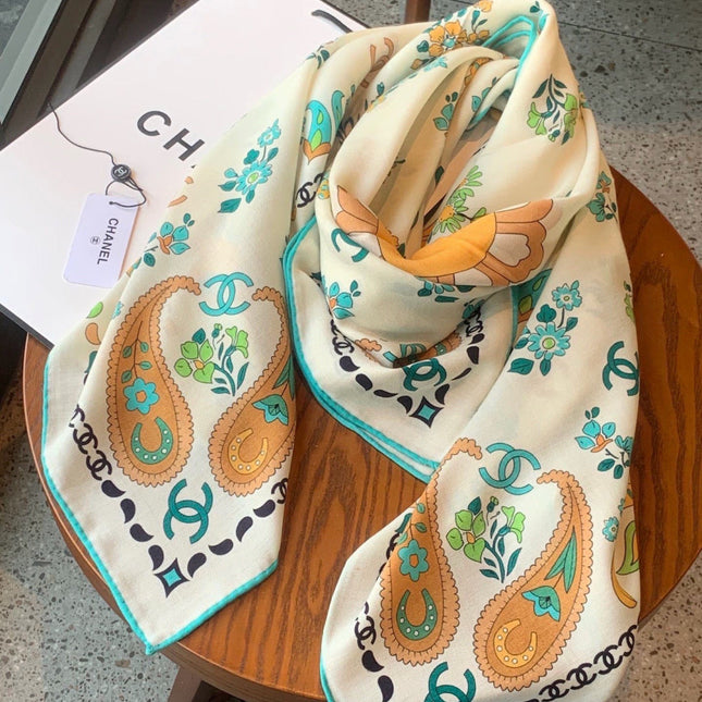 CHANEL 26S SCARF 135 IN CASHMERE AND SILK 306128