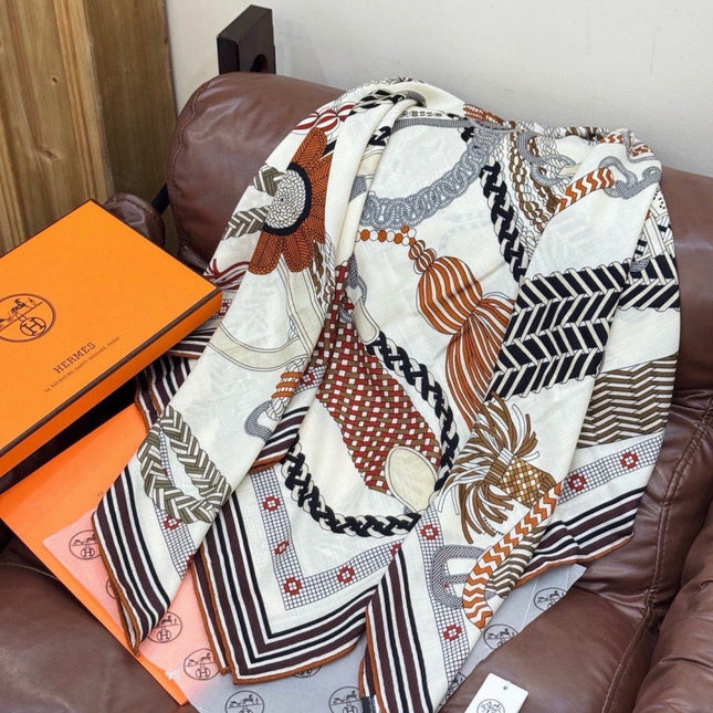 HERMES 26S PRINTED SQUARE SCARF 135 IN CASHMERE AND SILK 307243