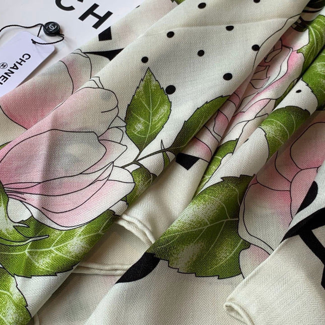 CHANEL 26S SCARF 140 IN CASHMERE AND SILK 309337