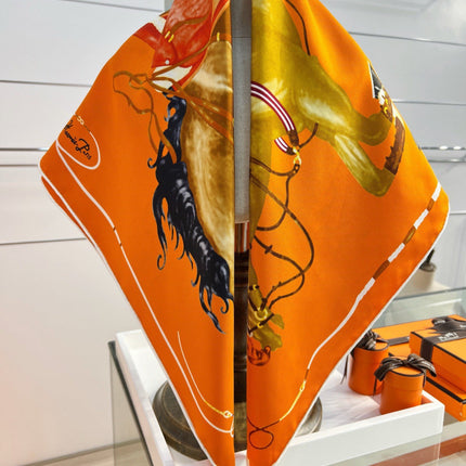 HERMES 26S PRINTED SQUARE SCARF 88 IN SILK 309923