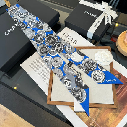 CHANEL 26S TWILLY SCARF 120 IN SILK 411281