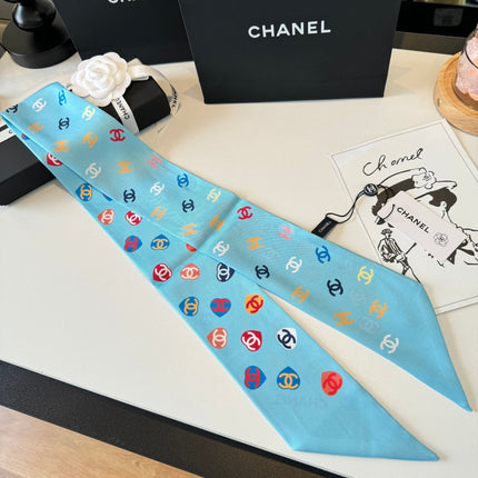 CHANEL 26S TWILLY SCARF 120 IN SILK 351041