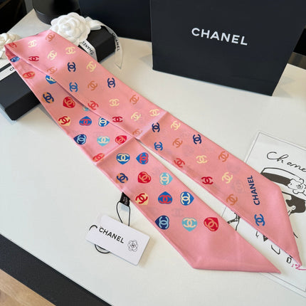 CHANEL 26S TWILLY SCARF 120 IN SILK 351043