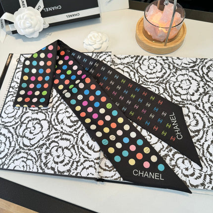 CHANEL 26S TWILLY SCARF 120 IN SILK 351065