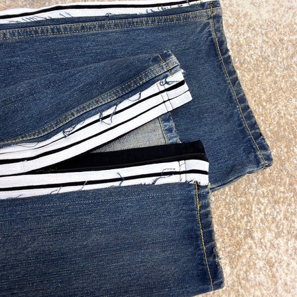 BALENCIAGA 26S DISTRESSED JEANS 015