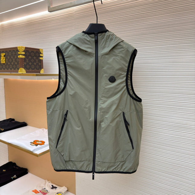 MONCLER 26S HOODED WINDBREAKER VEST 702