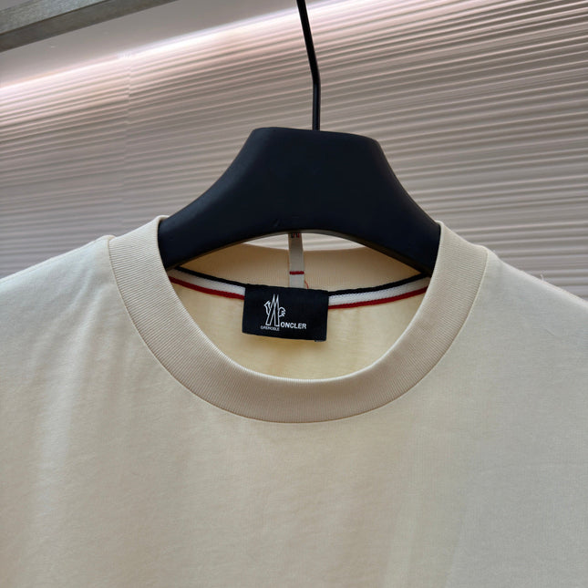 MONCLER 26S SHORT-SLEEVE T-SHIRT 701